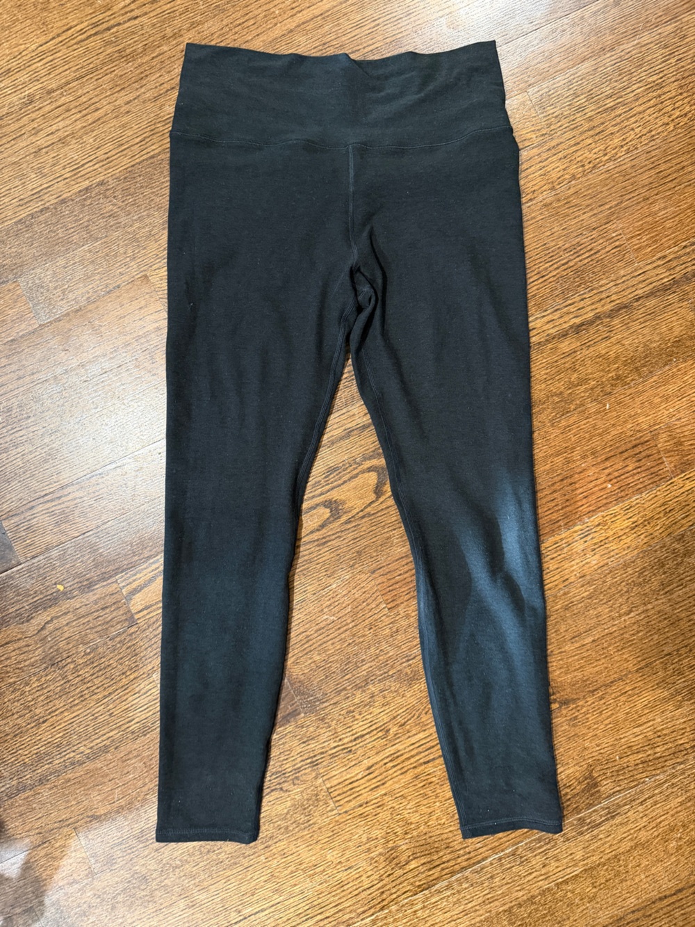 Vuori women’s Clean Elevation Legging Black Heather size medium